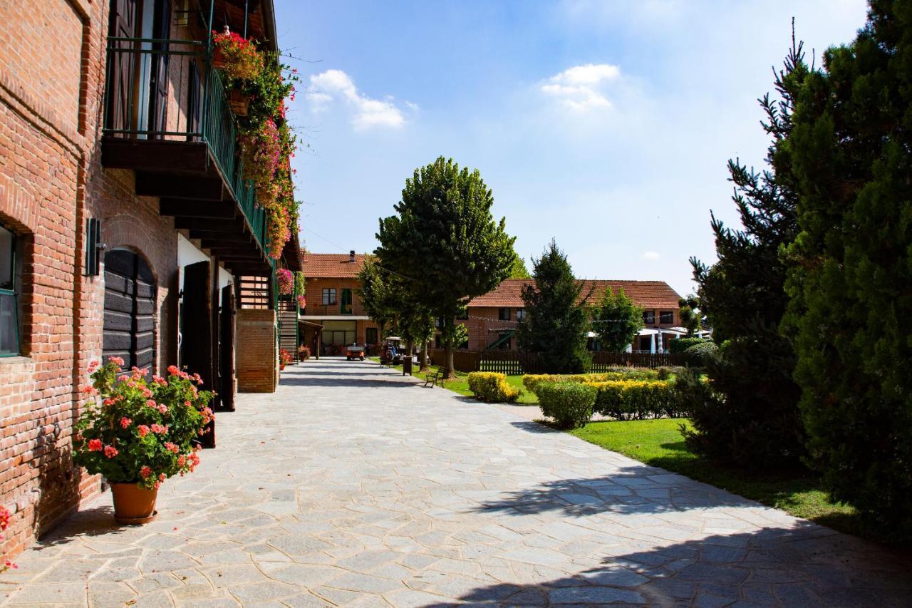 Agriturismo La Margherita Карманьола Экстерьер фото